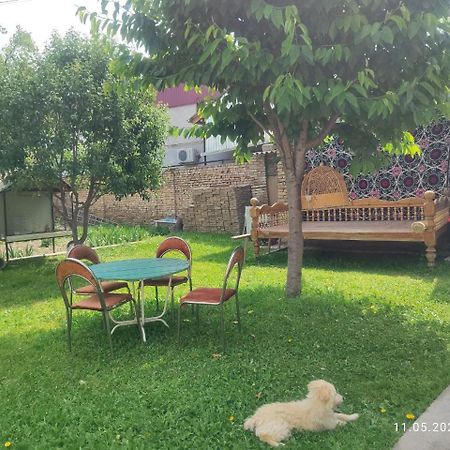 Tasmin Mexr Hostel Samarkand Exterior photo