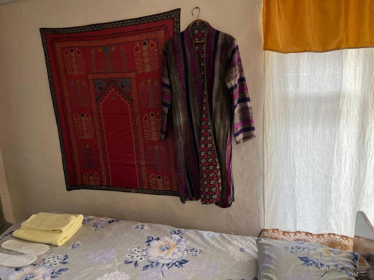 Tasmin Mexr Hostel Samarkand Exterior photo